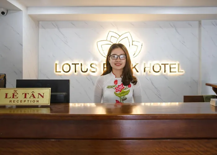 Lotus Rock Hotel Da Nang